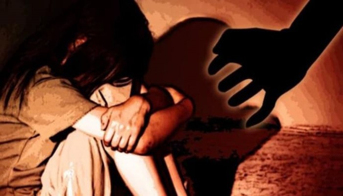 দশজন মিলে দুই বোনকে গণধর্ষণ