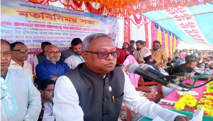 রাণীনগরে চেয়ারম্যান জাহিদের উপর হামলার ঘটনায়, তিন দিনেও গ্রেফতার হয়নি কেউ