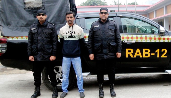 শাহজাদপুরে যাবজ্জীবন সাজাপ্রাপ্ত আসামি কবির হোসেন গ্রেফতার