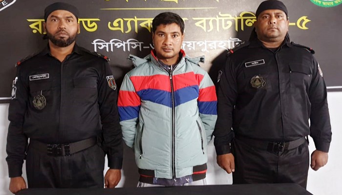 জয়পুরহাটে ইয়াবা-সহ মাদক কারবারী তুষার গ্রেফতার