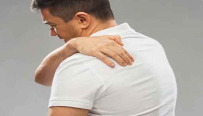 পিঠে ব্যথা হতে পারে হার্ট অ্যাটাকের লক্ষণ