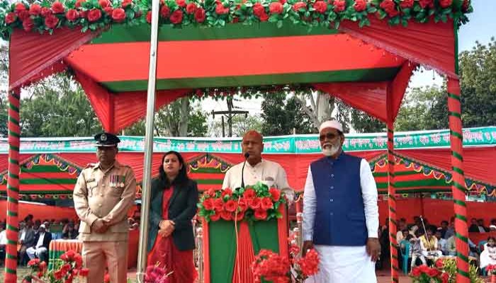 স্মার্ট বাংলাদেশ বিনির্মানে সকলকে ঐক্যবদ্ধ হয়ে কাজ করতে হবে- প্রতিমন্ত্রী শহীদুজ্জামান সরকার