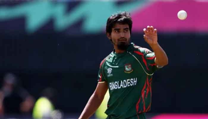ডি কককে আউট করে খুশি জুনিয়র সাকিব