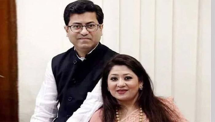 তাপস ও তার স্ত্রীর বিরুদ্ধে দুদকের মামলা