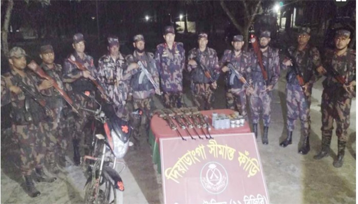 সীমান্তে বিজিবির ধাওয়া, অস্ত্র ও গোলাবারুদ ফেলে পালালেন ভারতীয়রা