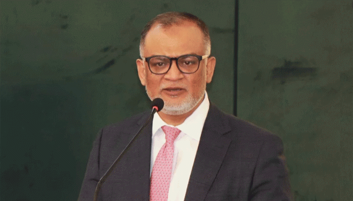 যুক্তরাষ্ট্রের সঙ্গে বাণিজ্য ঘাটতি কমানো আমাদের মূল লক্ষ্য: বাণিজ্য উপদেষ্টা