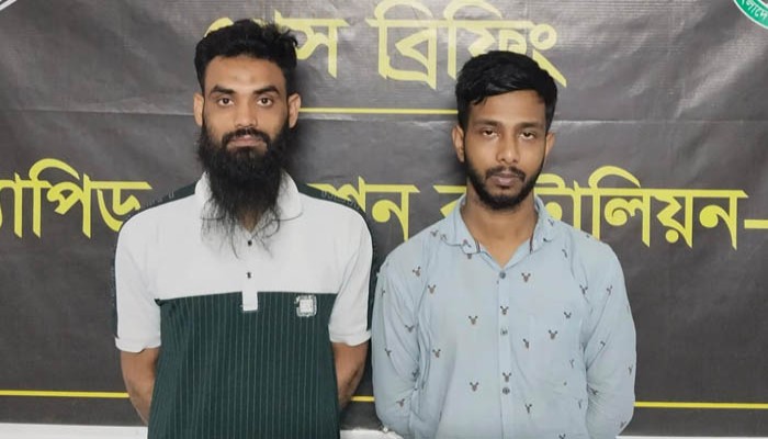 নগরীর শহীদ মিনারে মেয়েকে উত্ত্যক্তের প্রতিবাদে বাবা খুন ! আসামী নান্টু ও খোকন গ্রেফতার