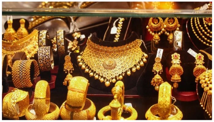 সোনার দামে বড় পতন, আজ থেকেই কার্যকর
