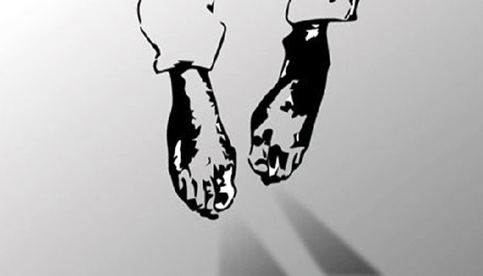 দিনাজপুরে স্কুল ছাত্রের ঝুলন্ত মরদেহ উদ্ধার
