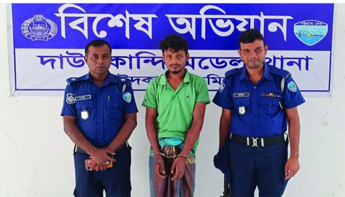 মেয়েকে ধর্ষণের অভিযোগে বাবা গ্রেপ্তার