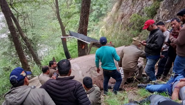 ভারতে হেলিকপ্টার বিধ্বস্তে ৪ পর্যটক নিহত