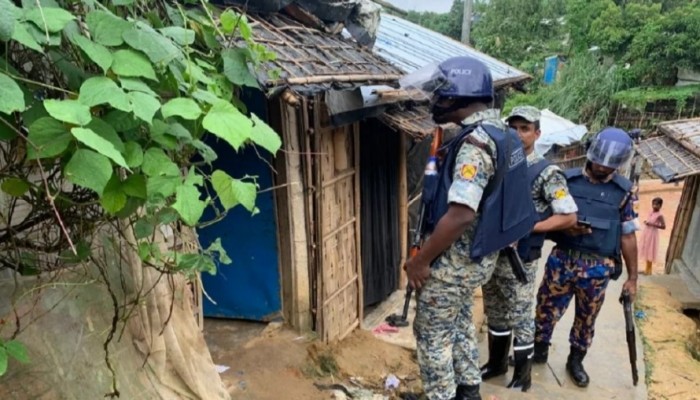 রোহিঙ্গা ক্যাম্পে অপরাধ নিয়ন্ত্রণে যৌথ বাহিনীর অভিযান শুরু