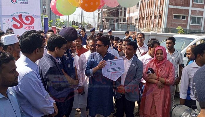 গ্রামের মানুষও  এখন ঘরে বসে ডিজিটাল সেবা গ্রহন করেছেন-পলক