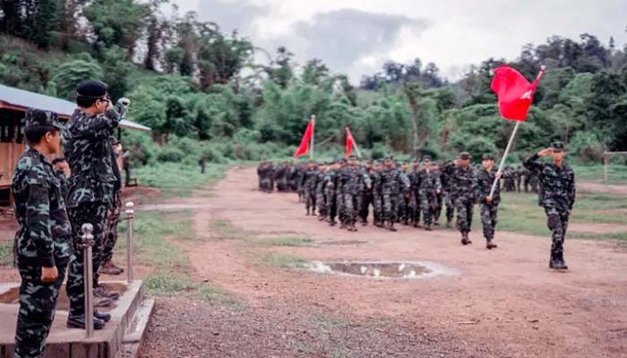 জনযুদ্ধে ভাঙনের মুখে মায়ানমার, পালাচ্ছে সেনারা