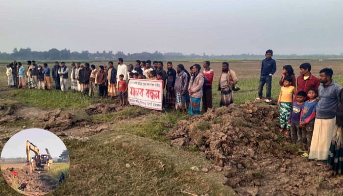 আ.লীগ নেতাদের ইন্ধনে পুঠিয়ায় তিন ফসলি জমিতে পুকুর খননের মহোৎসব,  অসহায় কৃষকরা