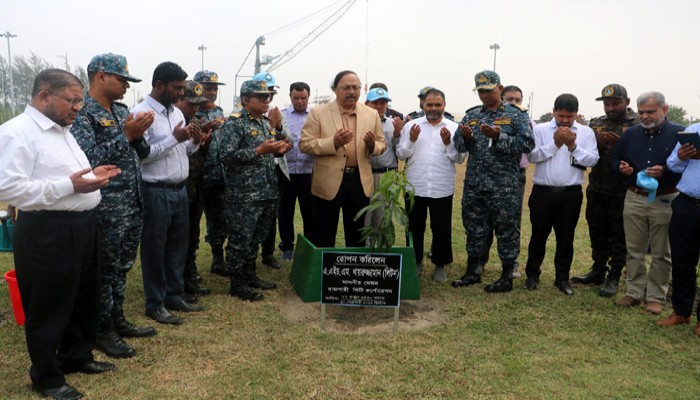 পায়রা বন্দর পরিদর্শন এবং বন্দর কর্তৃপক্ষের  কর্মকর্তাদের সাথে রাসিক মেয়রের মতবিনিময়