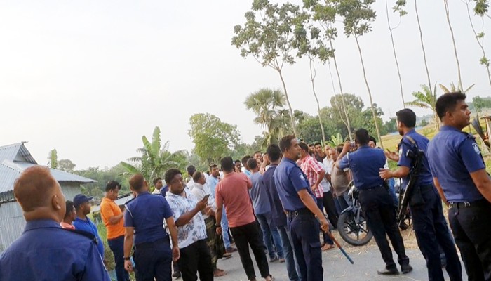 তানোরে বিএনপির সংবর্ধনা অনুষ্ঠান পন্ড দায় নিবে কে ?