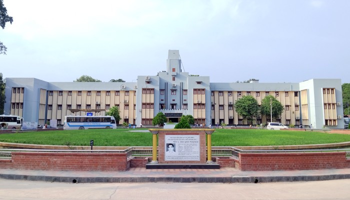 র‍্যাগিংয়ের বিরুদ্ধে রাবি প্রশাসনের জিরো টলারেন্স ঘোষণা