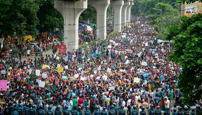 গণঅভ্যুত্থানে অংশগ্রহণকারীদের গ্রেফতার-হয়রানি না করার নির্দেশ