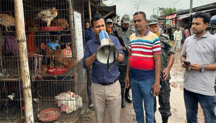 পাবনা সদরের ছয়টি প্রতিষ্ঠানকে জরিমানা করেছে বিশেষ টাস্কফোর্স টিম।