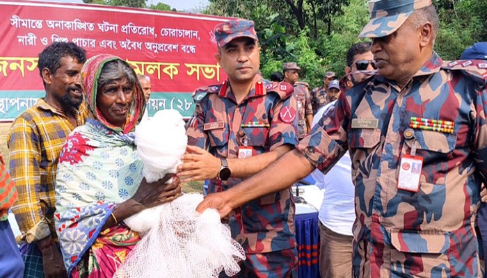 তাহিরপুরে চোরাচালান প্রতিরোধে  বিজিবির জনসচেতনতা মূলক সভা