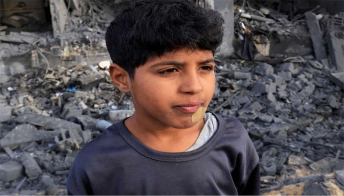 দক্ষিণ গাজ়ায় পর পর বোমাবর্ষণ,খান ইউনিস শহরের মর্গে জমছে টুকরো টুকরো দেহ দক্ষিণ গাজ়ায় পর পর বোমাবর্ষণ,খান ইউনিস শহরের মর্গে জমছে টুকরো টুকরো দেহ