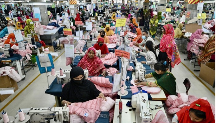 বাংলাদেশি পোশাক আমদানিতে নিষেধাজ্ঞা দিয়ে বিপাকে ভারতীয়রা