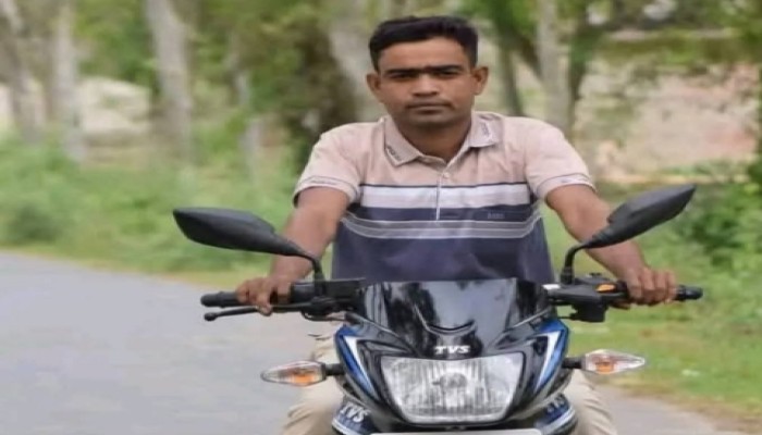 বাগমারায় সড়ক দূর্ঘটনায় গরু ব্যবসায়ী নিহত বাগমারায় সড়ক দূর্ঘটনায় গরু ব্যবসায়ী নিহত