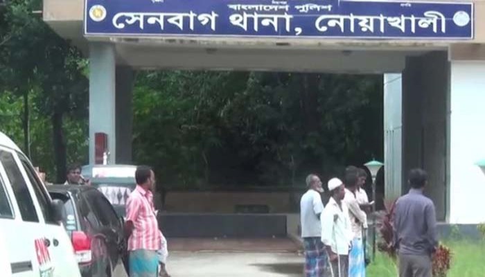 মায়ের চোখের সামনে ট্রাক চাপায় শিশুর মৃত্যু মায়ের চোখের সামনে ট্রাক চাপায় শিশুর মৃত্যু