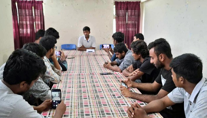 গবেষণা জালিয়াতির বিষয়ে প্রশাসনের নীরবতার অভিযোগ রাবি অধ্যাপকের