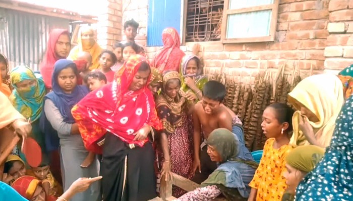 পুকুরে গোসলে নেমে ডুবে দুই বোনের মৃত্যু