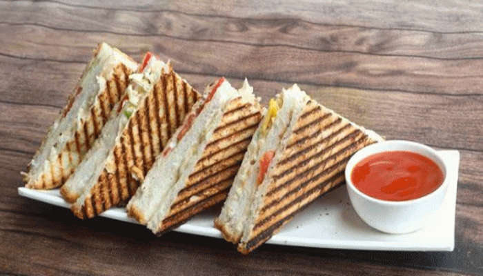 সকালের খাবারে স্বাস্থ্যকর কিছু খেতে চান, ট্রাই করুন এই ৩ স্যান্ডউইচের সকালের খাবারে স্বাস্থ্যকর কিছু খেতে চান, ট্রাই করুন এই ৩ স্যান্ডউইচের