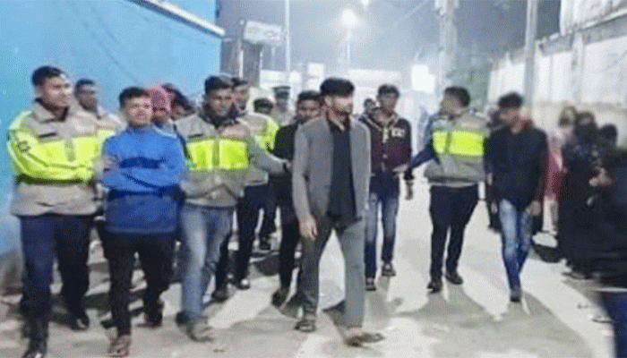 কক্সবাজারে আবাসিক হোটেলে অভিযান, ৪৮ তরুণ-তরুণী আটক