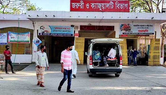করোনা আক্রান্ত রোগীর ম’রদেহ রামেকে শৌচাগার থেকে উদ্ধার করোনা আক্রান্ত রোগীর ম’রদেহ রামেকে শৌচাগার থেকে উদ্ধার