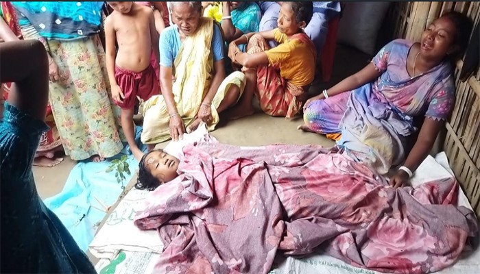 রাণীশংকৈলে বিদ্যুৎপৃষ্ট হয়ে আট বছরের শিশুর মৃত্যু রাণীশংকৈলে বিদ্যুৎপৃষ্ট হয়ে আট বছরের শিশুর মৃত্যু