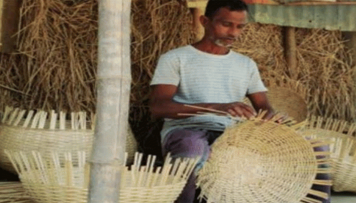 তানোরে বিলুপ্তির পথে বাঁশ ও বেত শিল্প