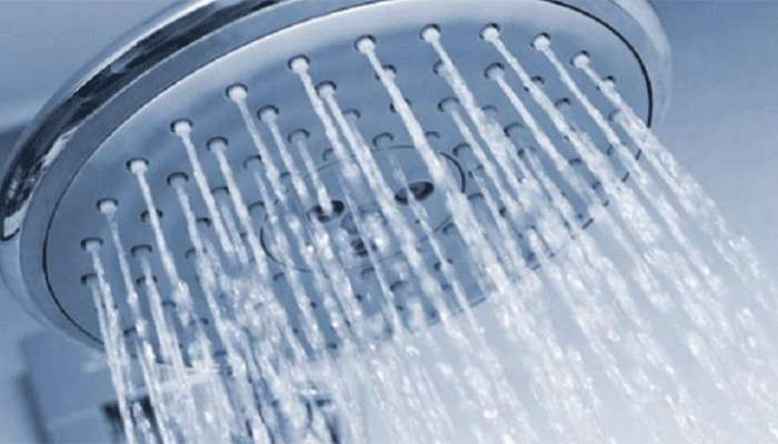 ফরজ গোসলে যেভাবে চুল ধুতে হবে ফরজ গোসলে যেভাবে চুল ধুতে হবে