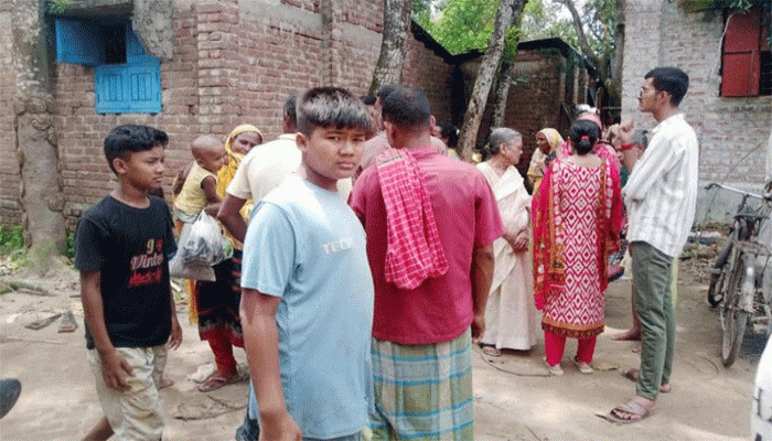 ফুলবাড়ীতে ট্রেনে কাটা পড়ে মানসিক ভারসাম্যহীন যুবকের মৃত্যু ফুলবাড়ীতে ট্রেনে কাটা পড়ে মানসিক ভারসাম্যহীন যুবকের মৃত্যু