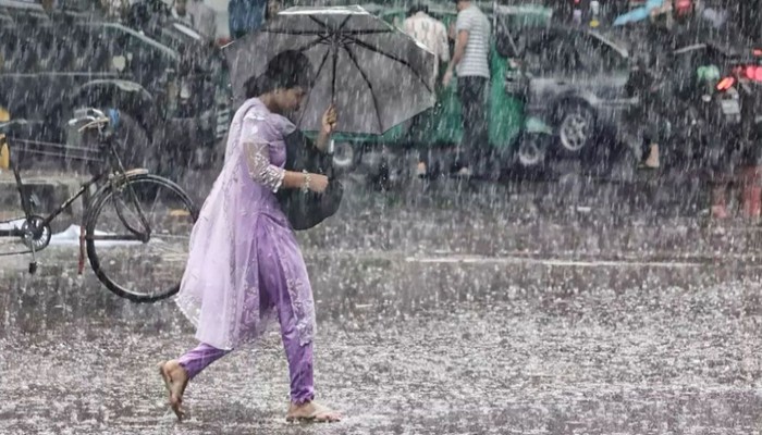 দুপুরের মধ্যেই ৮ জেলায় ঝড়বৃষ্টির আশঙ্কা দুপুরের মধ্যেই ৮ জেলায় ঝড়বৃষ্টির আশঙ্কা