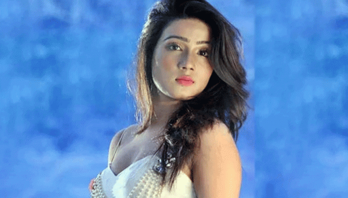 'আমি আছি, মরি নাই রে ভাই'........ মাহি