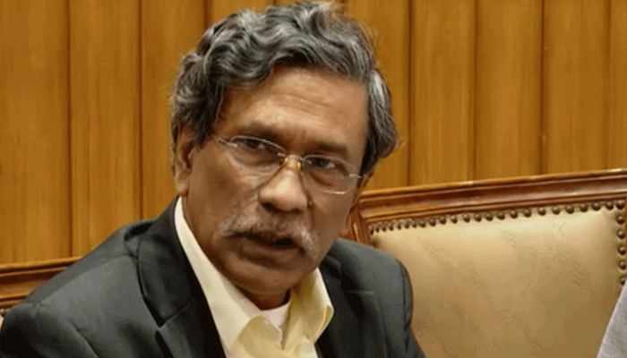 জাতীয় ঐকমত্য কমিশন কোনো কিছু চাপিয়ে দিচ্ছে না: আলী রীয়াজ