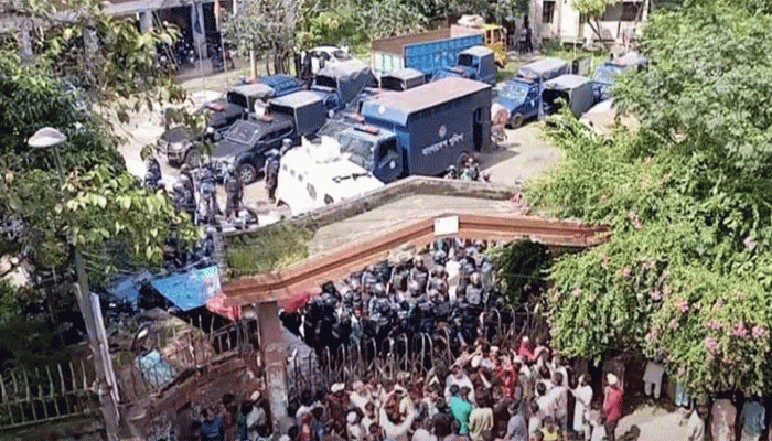 বিবিসির অনুসন্ধানে যাত্রাবাড়ীতে হত্যাকাণ্ডের ভয়াবহ চিত্র বিবিসির অনুসন্ধানে যাত্রাবাড়ীতে হত্যাকাণ্ডের ভয়াবহ চিত্র