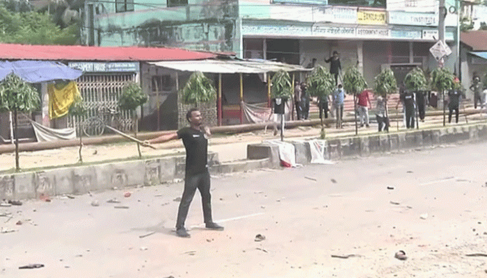 এক বছরেও বিচারের কোনো অগ্রগতি হয়নি: আবু সাঈদের ভাই