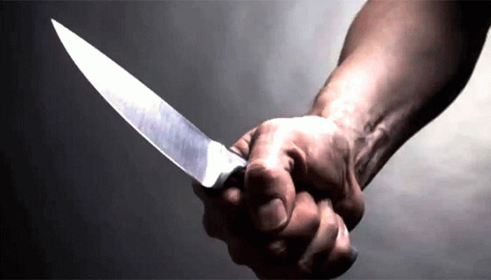 বিবাহিত প্রেমিকার উপর ছুরি নিয়ে ঝাঁপালেন প্রেমিক