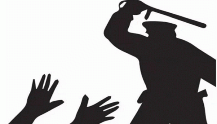 বাগমারায় ভ্যানচালককে গাছে বেঁধে নির্যাতনের অভিযোগ বাগমারায় ভ্যানচালককে গাছে বেঁধে নির্যাতনের অভিযোগ