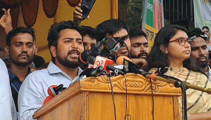 স্বাধীনতার পর রাজনৈতিক ইতিহাসের সবচেয়ে বড় ঘটনা জুলাই গণঅভ্যুত্থান: নাহিদ স্বাধীনতার পর রাজনৈতিক ইতিহাসের সবচেয়ে বড় ঘটনা জুলাই গণঅভ্যুত্থান: নাহিদ