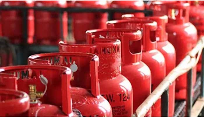 ১২ কেজি এলপি গ্যাসের দাম কমলো