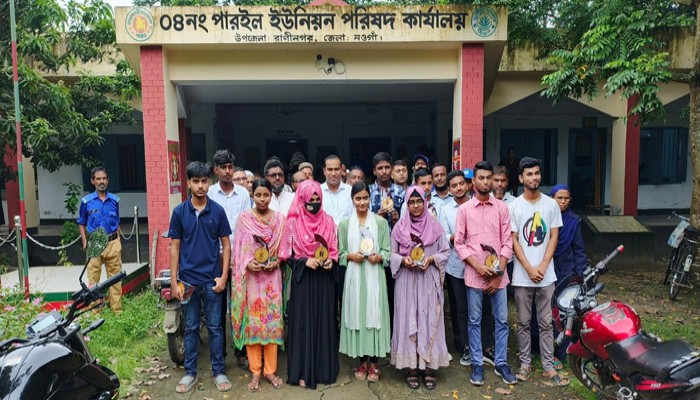 রাণীনগরে কৃতী শিক্ষার্থীদের সংবর্ধনা প্রদান