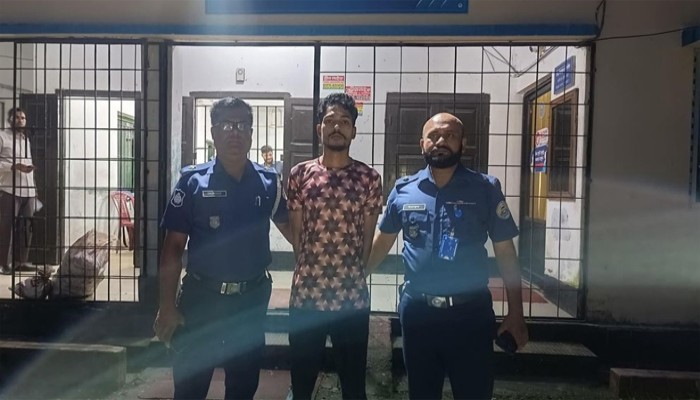 বরগুনার আদালত চত্বরে পুলিশ হেফাজত থেকে পালানো আসামি গ্রেফতার