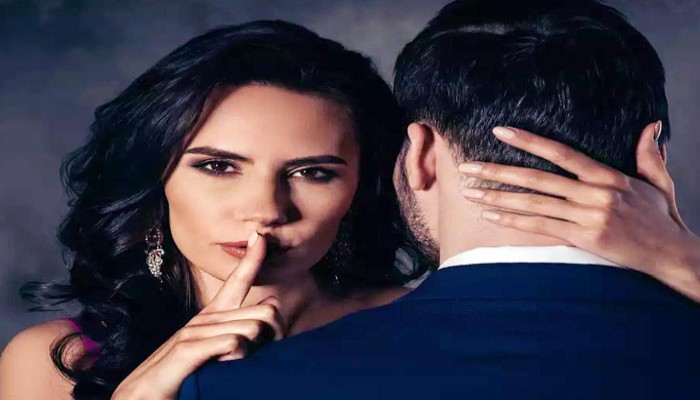 পরকীয়ায় শীর্ষে কাঞ্চিপুরম, সমীক্ষায় উঠে এল চাঞ্চল্যকর তথ্য